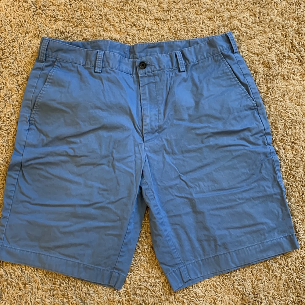 Men’s Brooks Brothers blue chino shorts